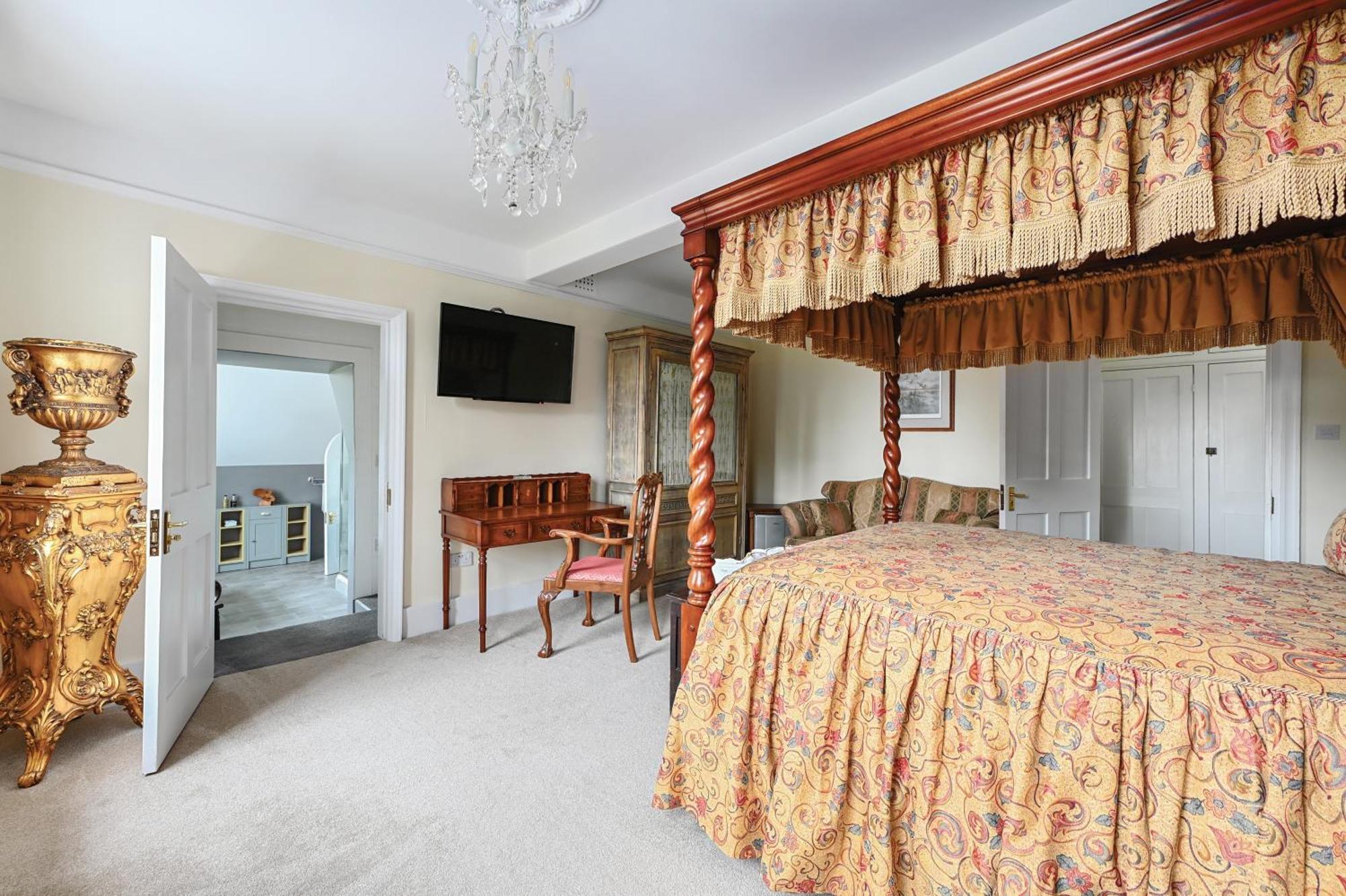 Saltcote Place Couette-café 5*